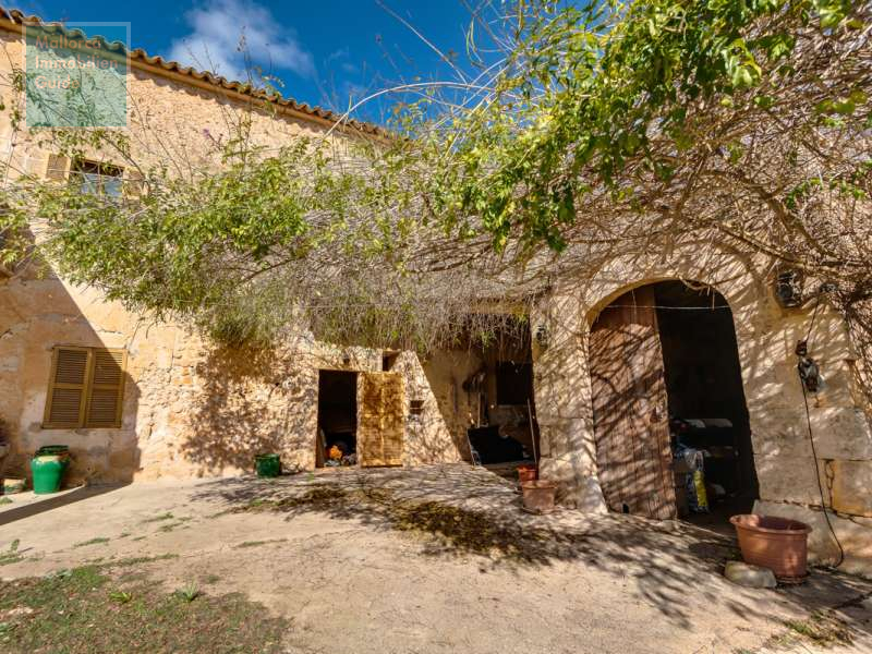 Finca for sale in Mallorca: top offers starting at  275.000 3
