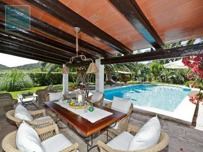 Encantadora casa con un jardín maravilloso en Puerto de Andratx - 3