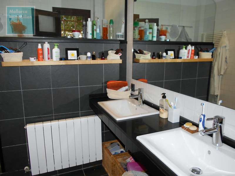 Beautiful Chalet in finca style - 8