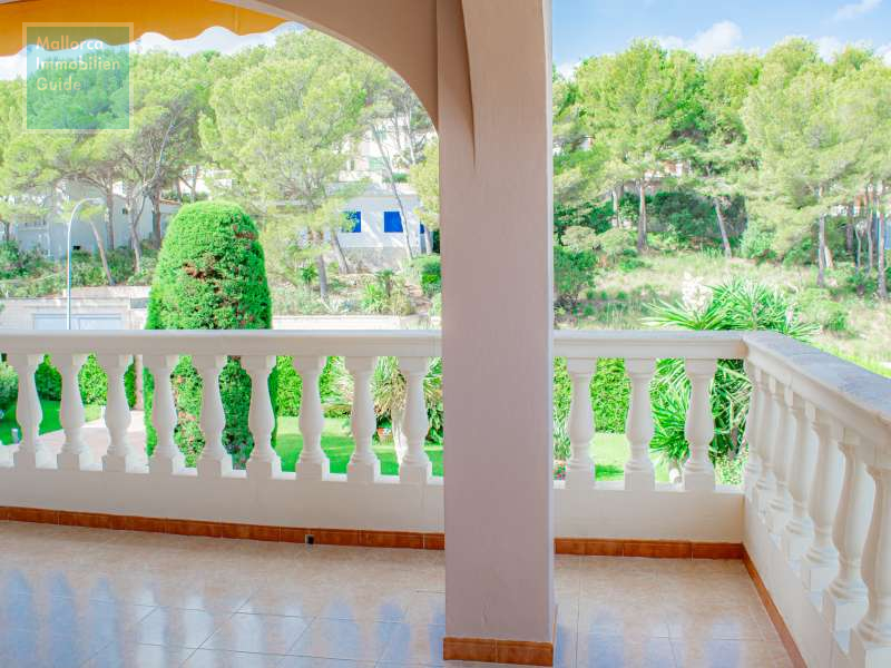 Espléndida villa de 5 dormitorios, piscina y fantástico jardín cerca del mar  - 19