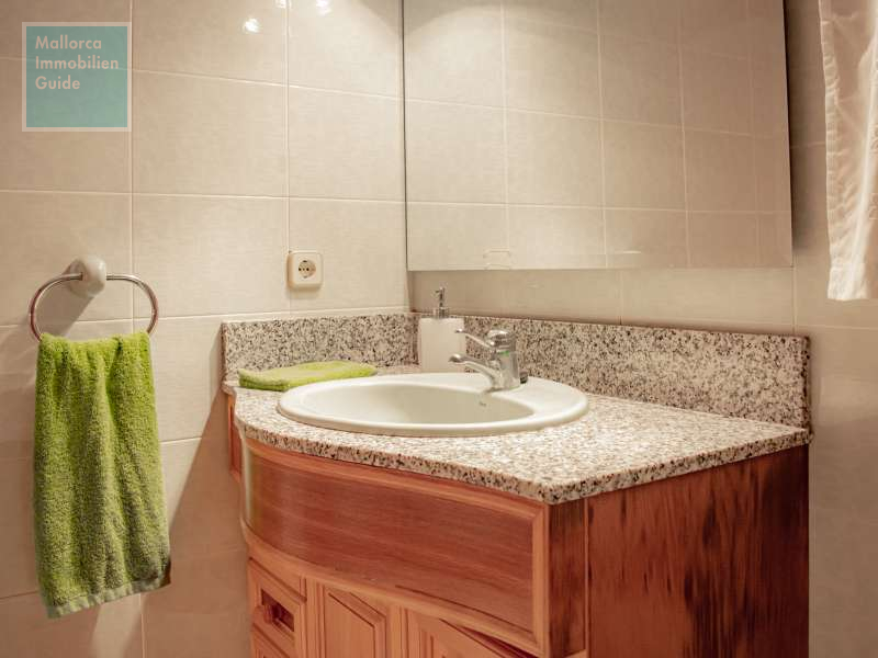 Espléndida villa de 5 dormitorios, piscina y fantástico jardín cerca del mar  - 26