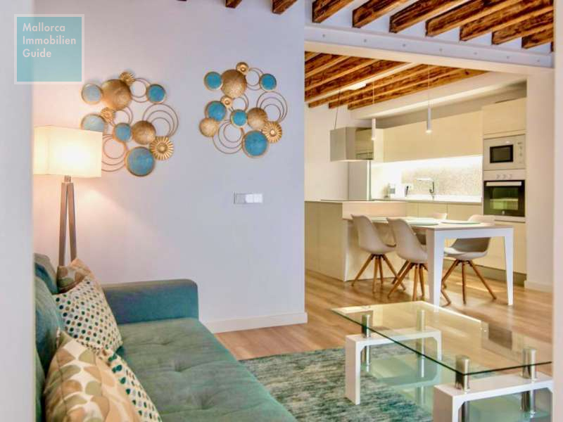 Gemütliche Sofanische