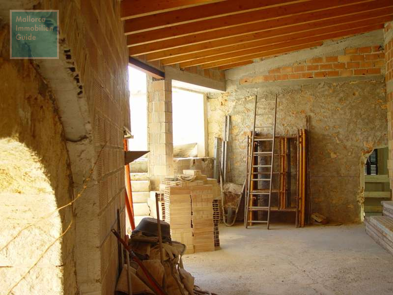 OG - Fläche im seitlichen Flügel