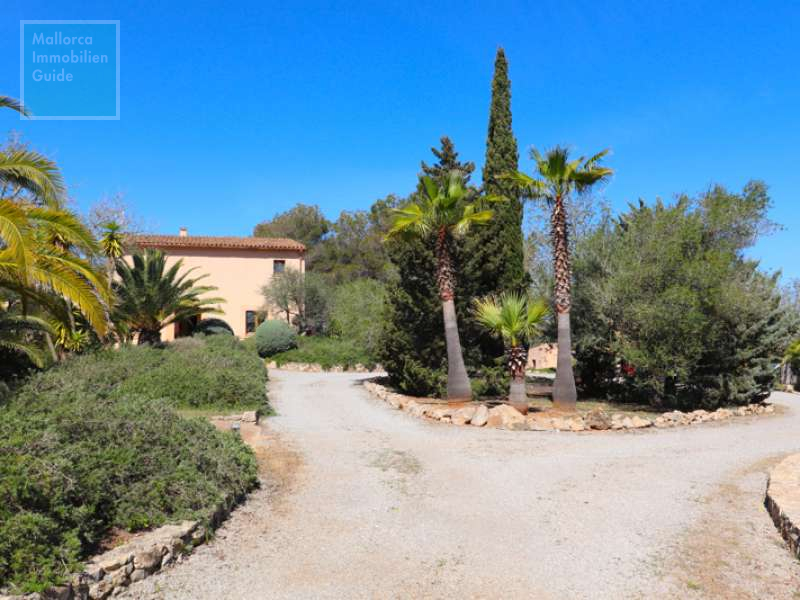 Finca for sale in Mallorca: top offers starting at  275.000 13