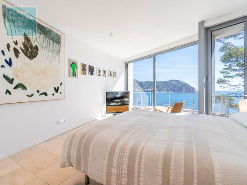 Schlafzimmer mit Terrasse