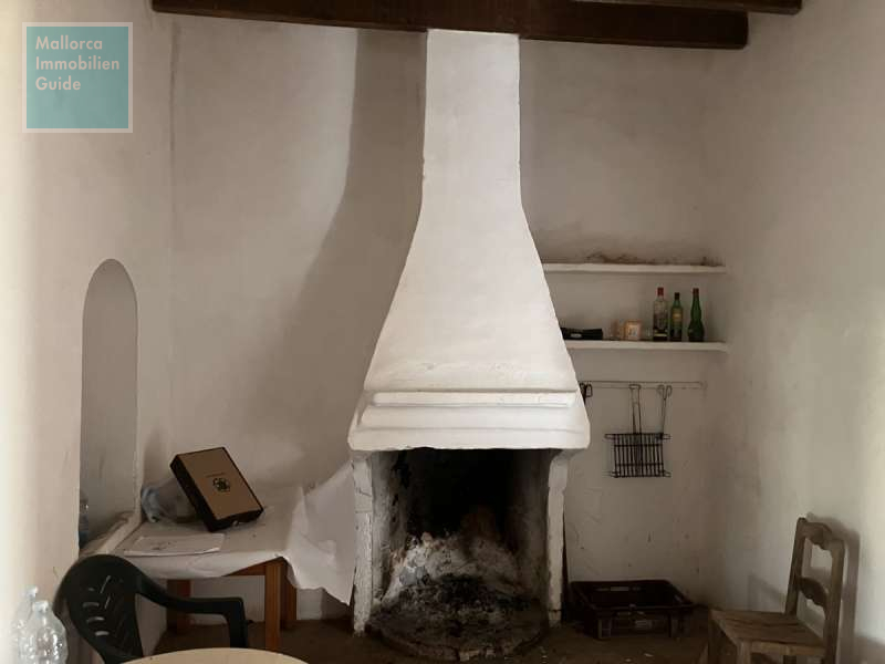 Detail - Küche mit Kamin