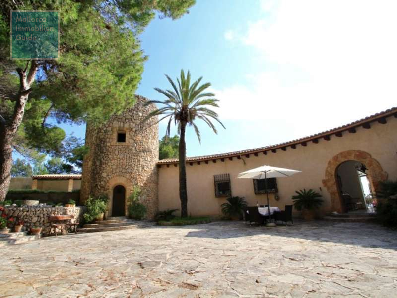 House for sale in Mallorca: wide choice village houses 21