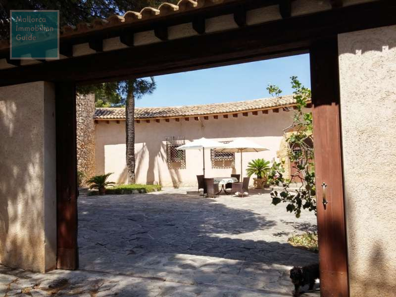 House for sale in Mallorca: wide choice village houses 3