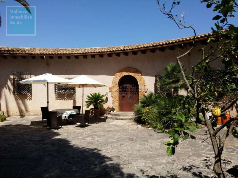 House for sale in Mallorca: wide choice village houses 4