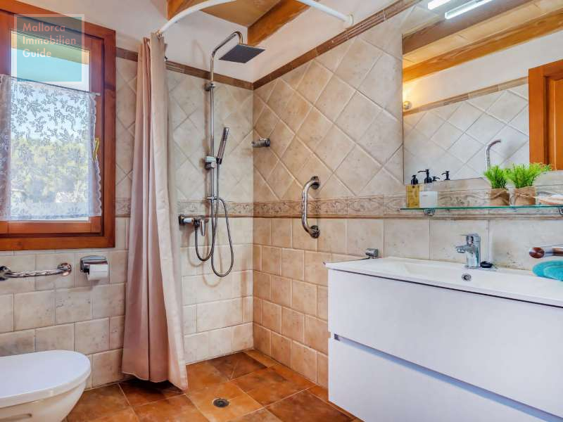 House for sale in Mallorca: wide choice village houses 30