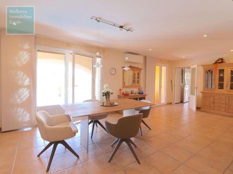 House for sale in Mallorca: wide choice village houses 8