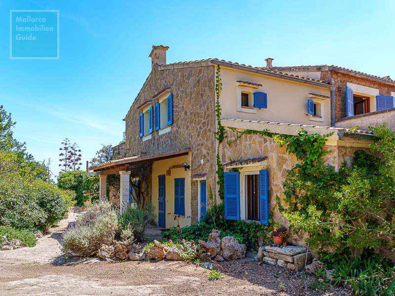 Vorderseite des Hauses