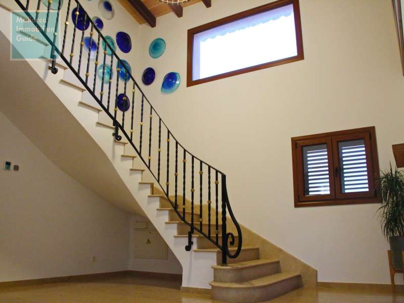 Treppenaufgang in das OG