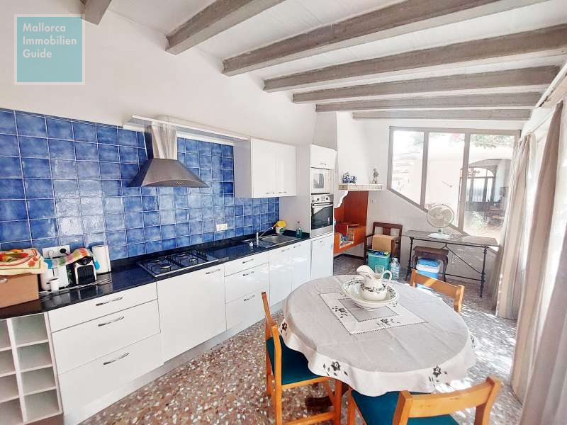 House for sale in Mallorca: wide choice village houses 9