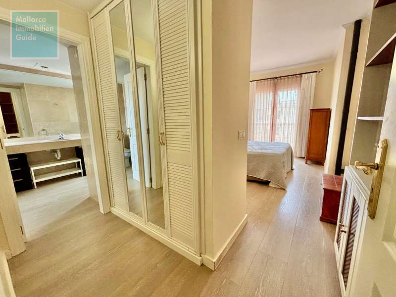 ...mit Ankleide und Bad en Suite