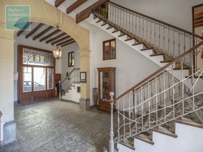 Stadthaus in Sóller mit separatem Gartengrundstück