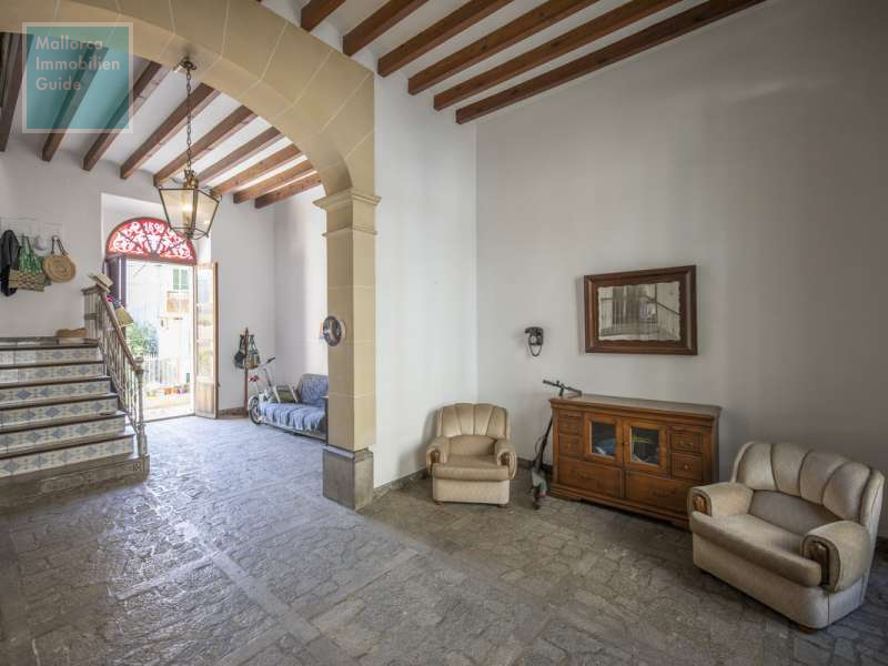 Stadthaus in Sóller mit separatem Gartengrundstück