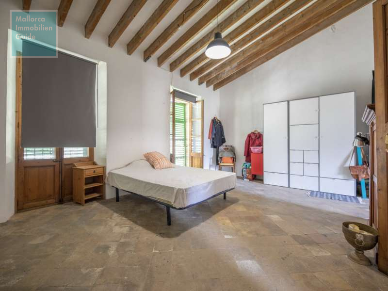 Stadthaus in Sóller mit separatem Gartengrundstück