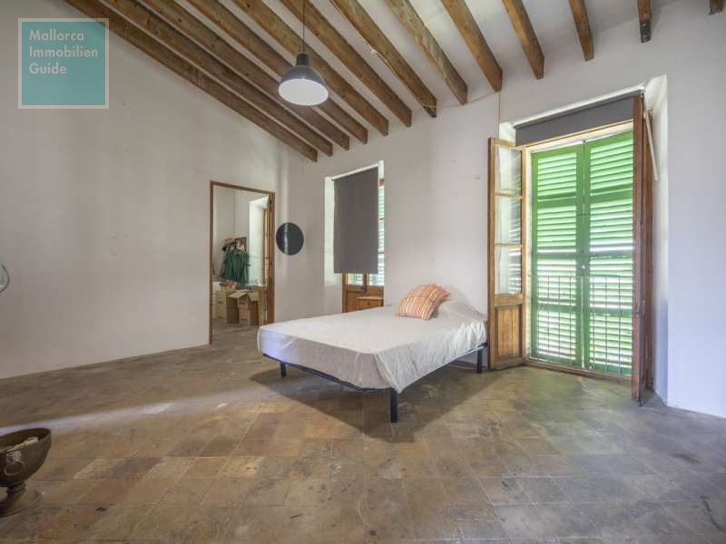 Stadthaus in Sóller mit separatem Gartengrundstück