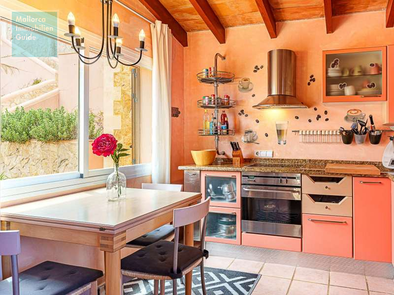 House for sale in Mallorca: wide choice village houses 12