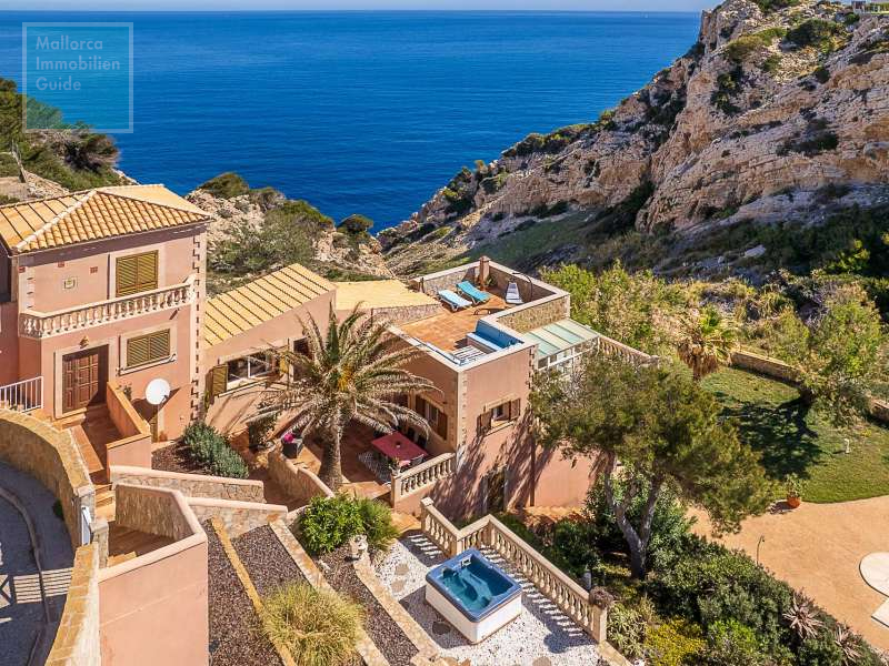 House for sale in Mallorca: wide choice village houses 25