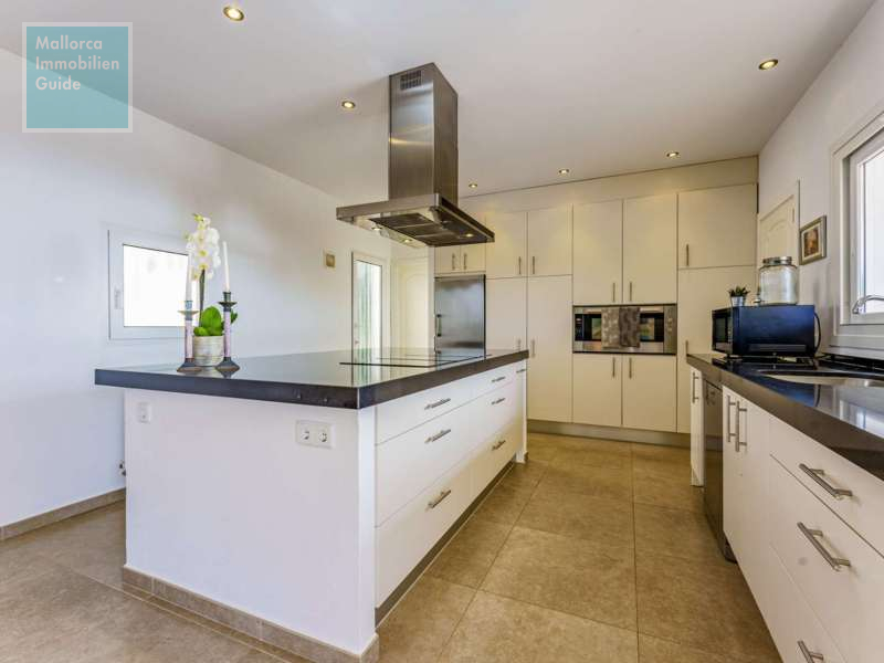 Moderne Einbauküche