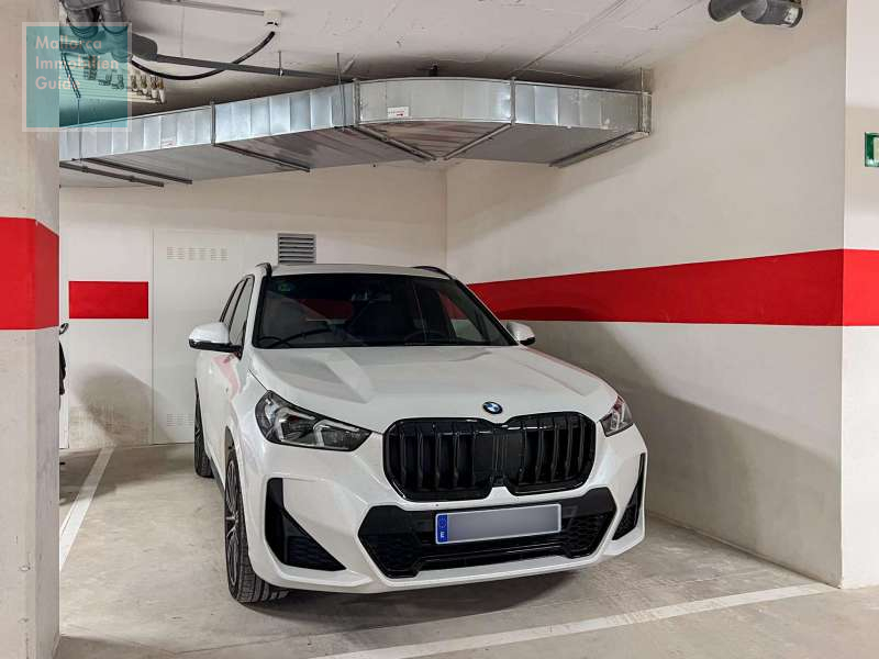 Tiefgaragenstellplatz