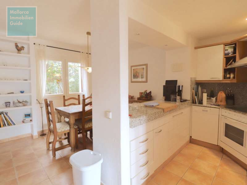 Küche und Essbereich