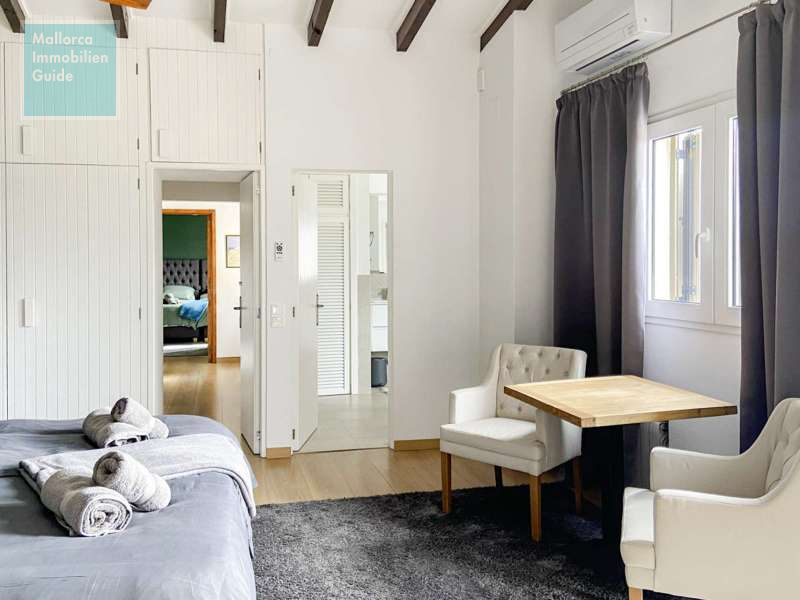 Master Schlafzimmer oben