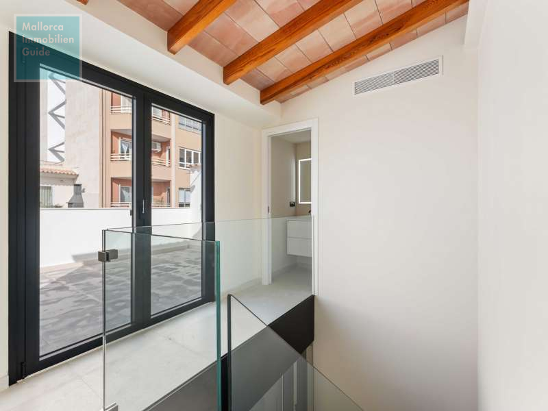 Aufgang zur Terrasse