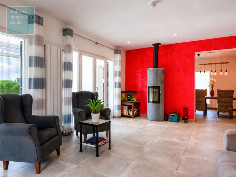 Wohnzimmer mit Kaminofen