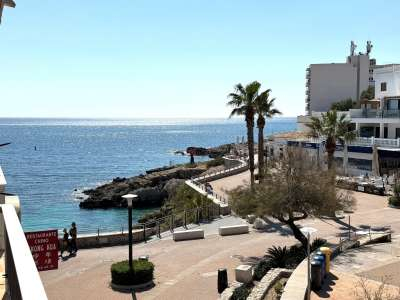 Eigentumswohnung an der Hafenpromenade mit seitlichem Meerblick 