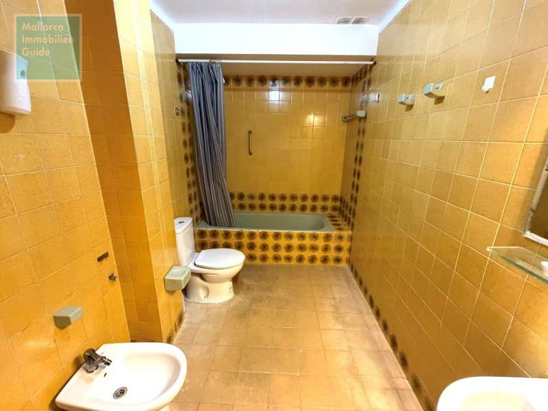 Eigentumswohnung an der Hafenpromenade mit seitlichem Meerblick 