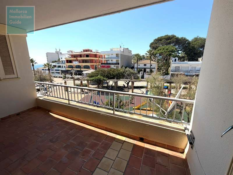 Eigentumswohnung an der Hafenpromenade mit seitlichem Meerblick 