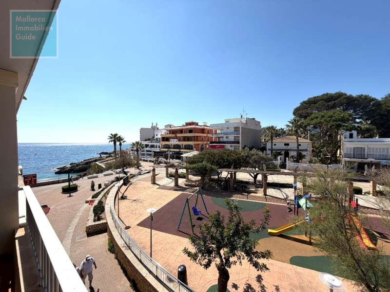 Eigentumswohnung an der Hafenpromenade mit seitlichem Meerblick 