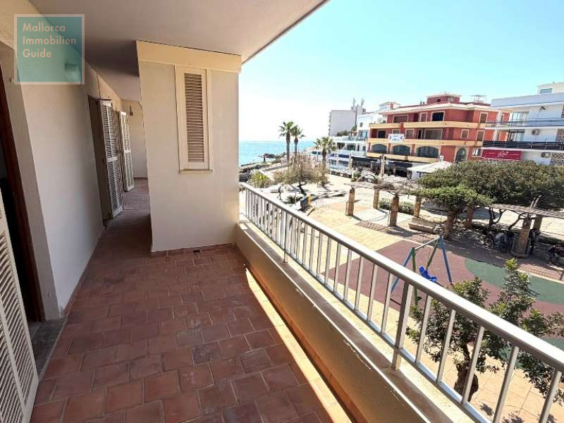 Eigentumswohnung an der Hafenpromenade mit seitlichem Meerblick 