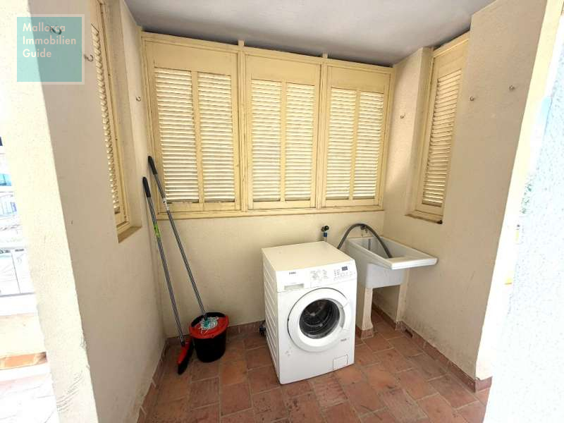 Eigentumswohnung an der Hafenpromenade mit seitlichem Meerblick 