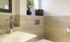 Badezimmer mit Dusche (unten)