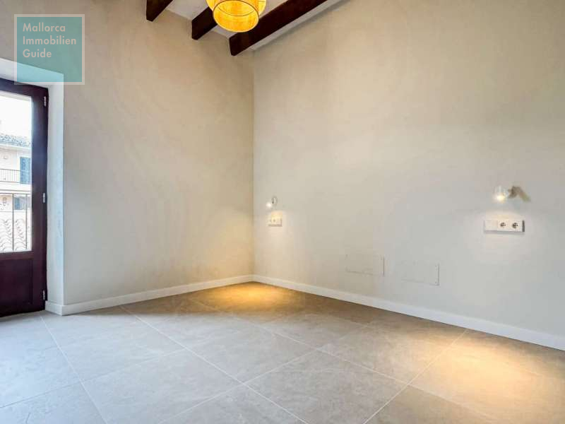 CAPDEPERA, Haus: Modernisiertes Dorfhaus zu verkaufen | Patio & Pool - 15