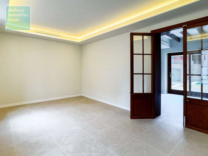 CAPDEPERA, Haus: Modernisiertes Dorfhaus zu verkaufen | Patio & Pool - 3