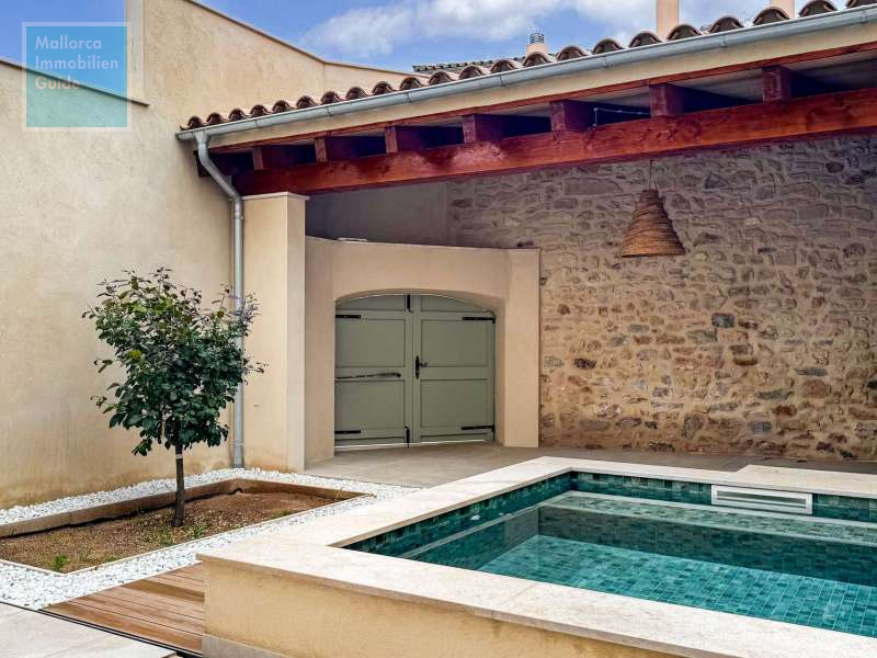 CAPDEPERA, Haus: Modernisiertes Dorfhaus zu verkaufen | Patio & Pool - 8