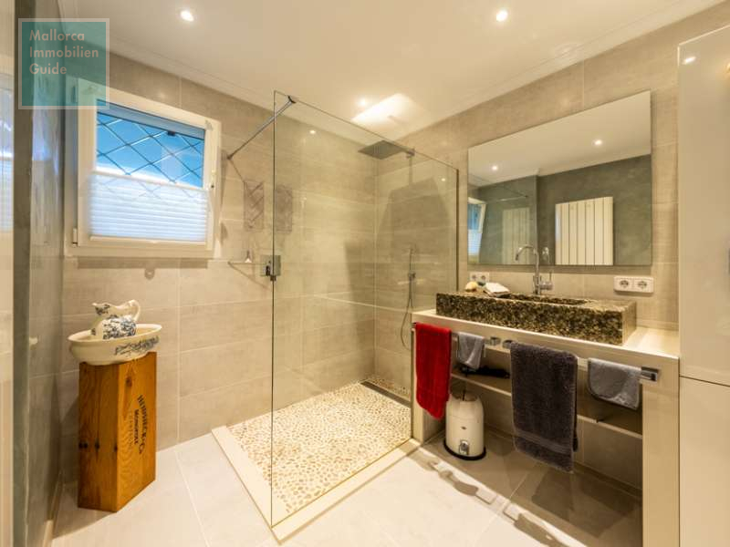 Cala Murada, Villa: Einfamilienhaus zu verkaufen | Meerblick | Pool | Strandnähe - 17