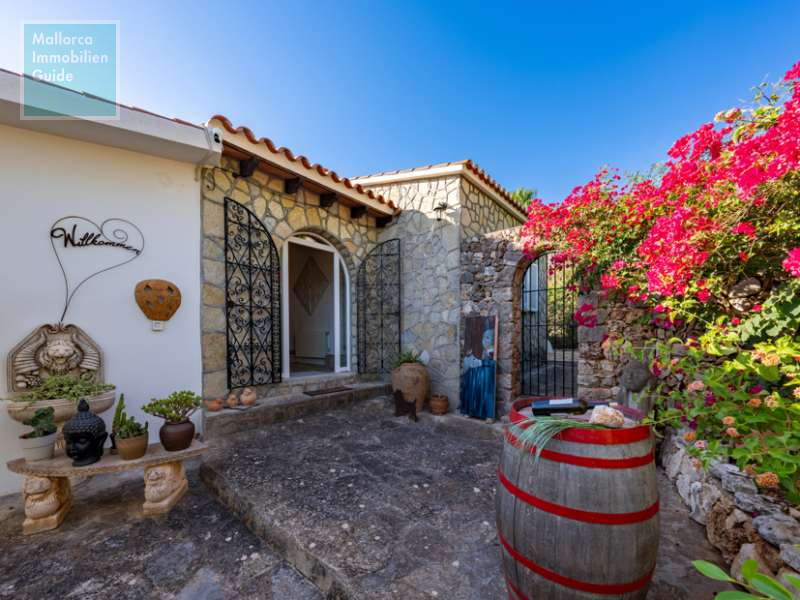 Cala Murada, Villa: Einfamilienhaus zu verkaufen | Meerblick | Pool | Strandnähe - 27