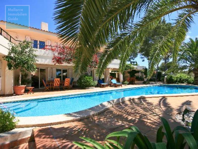 Propiedad grande cerca del Yacht Club de Puerto de Andratx - 2