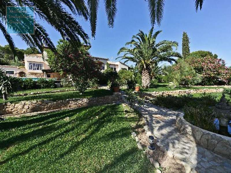 Mansión con un jardín amplio a poca distancia del Club de Vela en Puerto de Andratx - 19