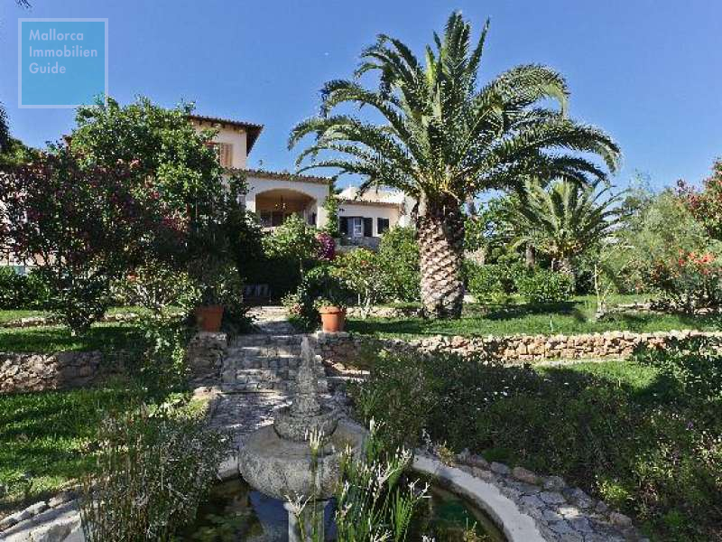 Mansión con un jardín amplio a poca distancia del Club de Vela en Puerto de Andratx - 3