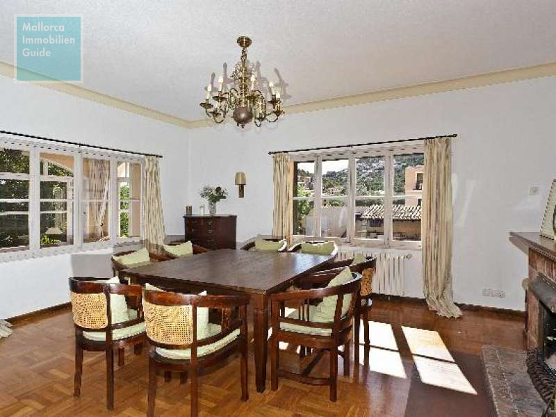 Mansión con un jardín amplio a poca distancia del Club de Vela en Puerto de Andratx - 5