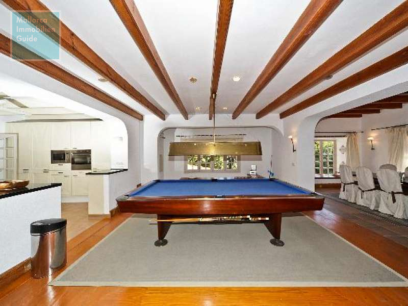Mansión con un jardín amplio a poca distancia del Club de Vela en Puerto de Andratx - 9