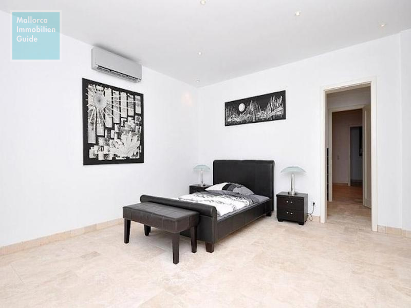 Villa in Santa Ponsa, neuwertig mit Pool und Meerblick - 13