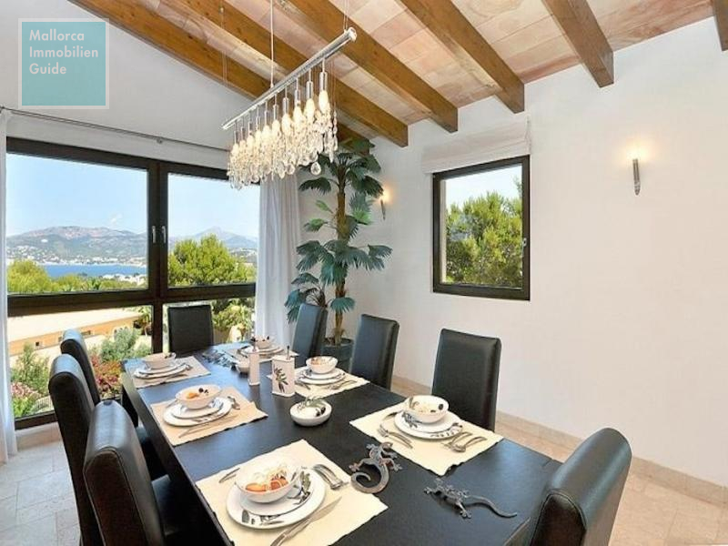 Villa in Santa Ponsa, neuwertig mit Pool und Meerblick - 5